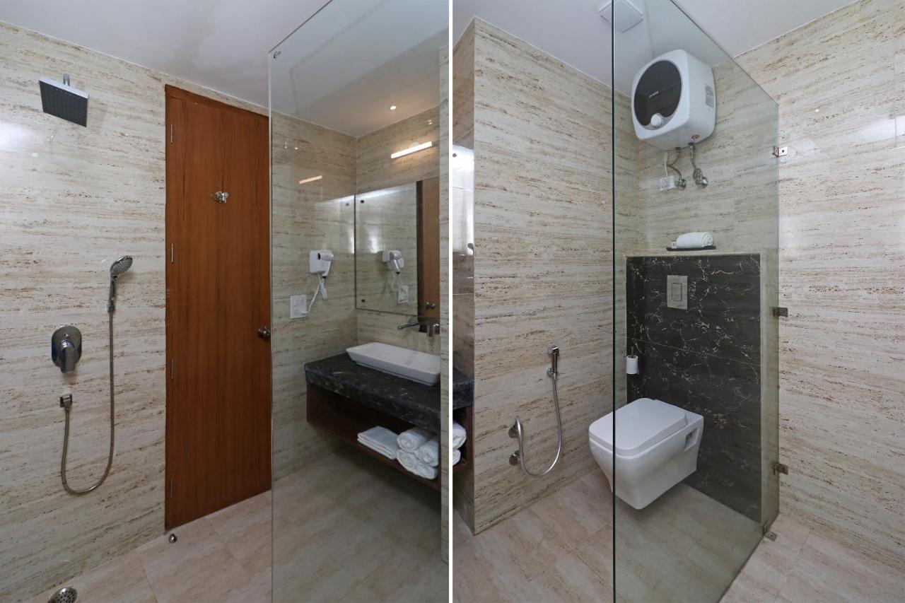 Capital O 10824 Hotel Star Suites New Delhi Exterior foto